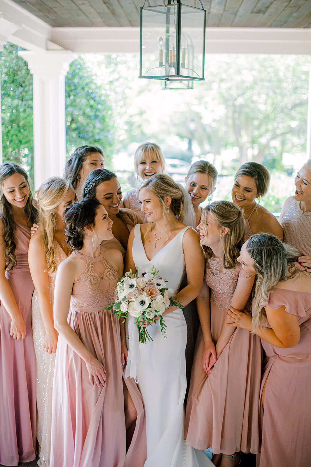 Tennessee Wedding Photographer Ashton Brooke Photography | Nashville Bride Guide