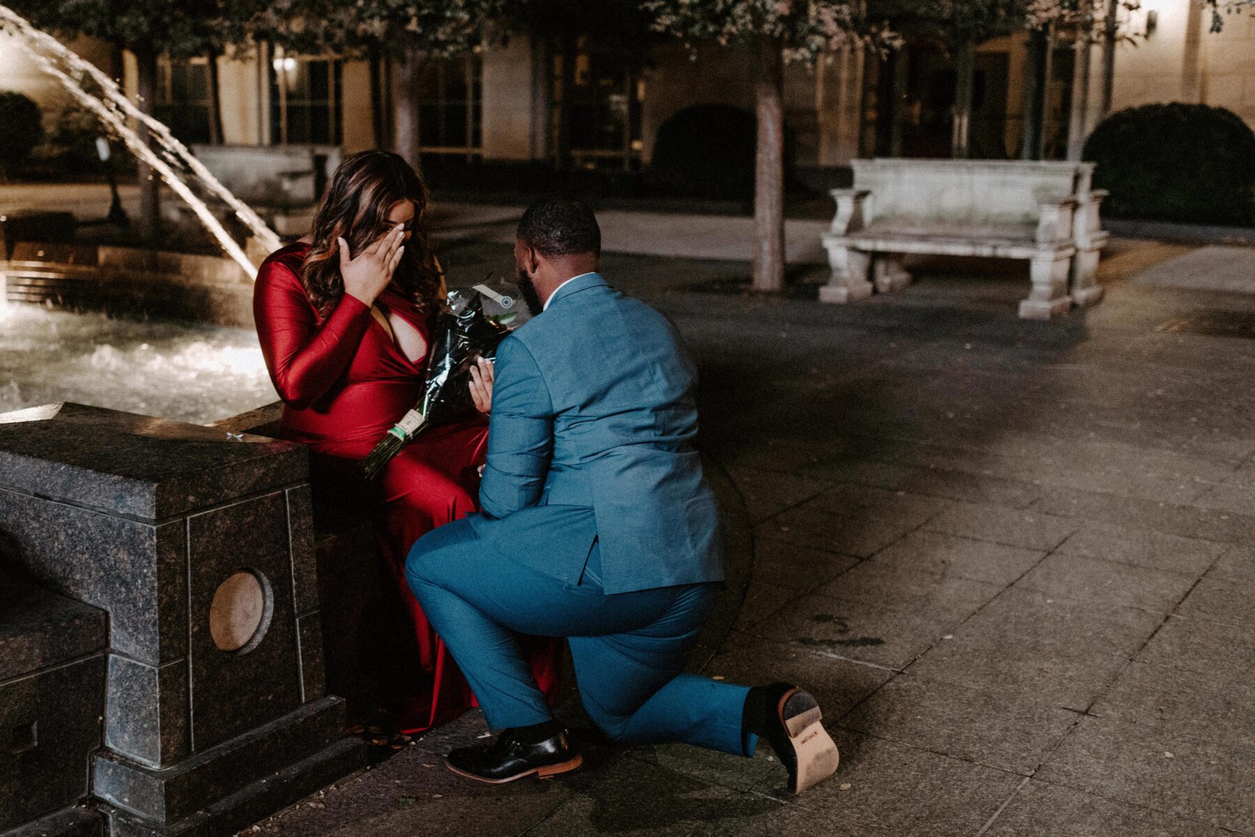 Downtown Nashville Engagement at Symphony Fountain by Meghan Melia Photography | Nashville Bride Guide