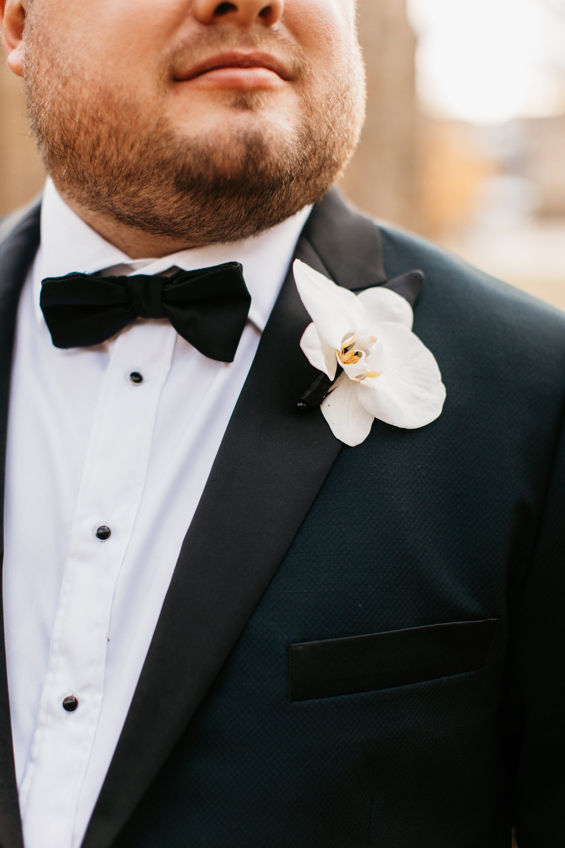 White wedding boutonniere | Nashville Bride Guide