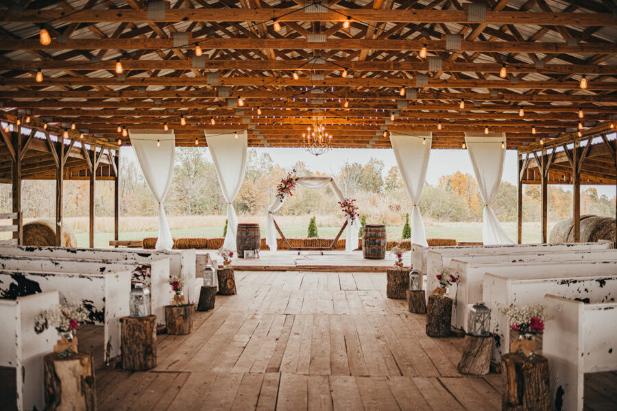 Burdoc Farms wedding ceremony decor