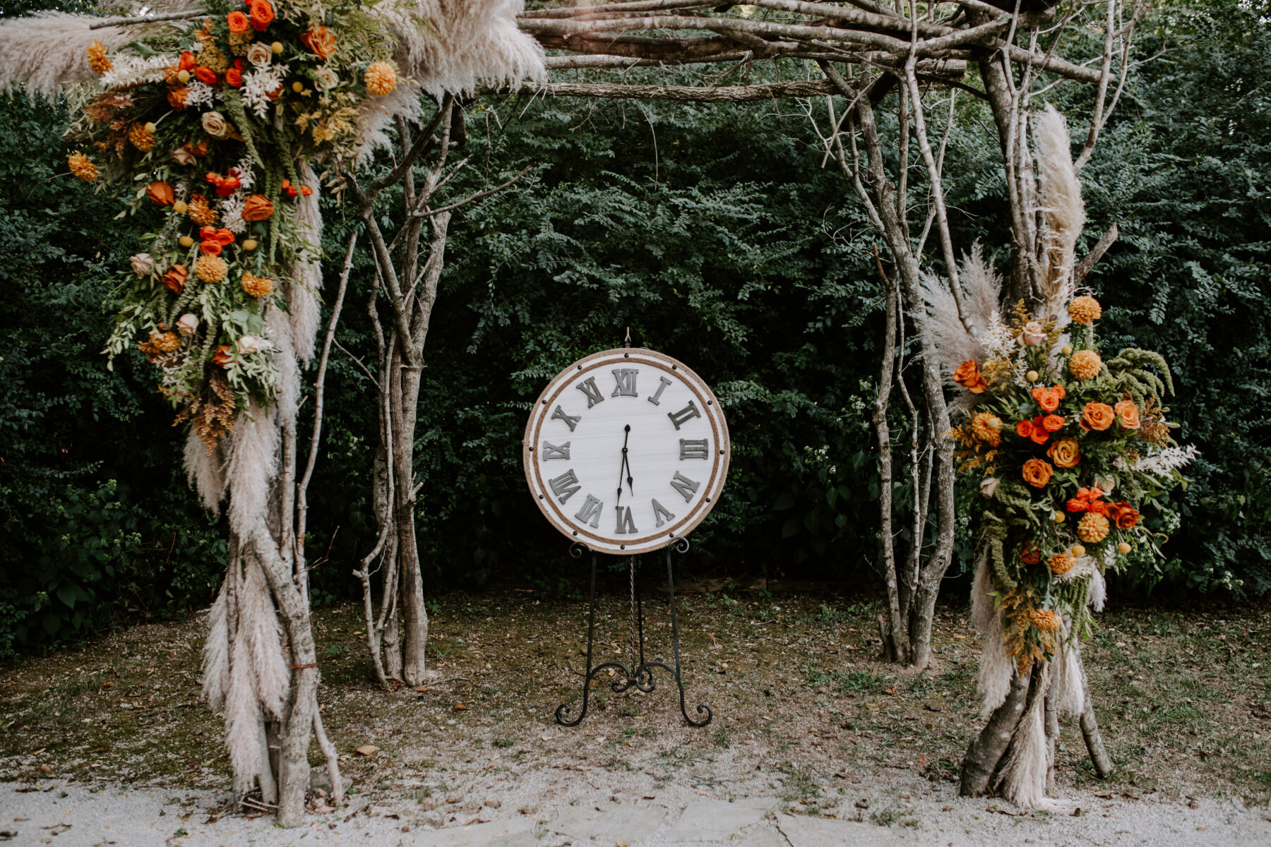 Wedding ceremony clock inspiration