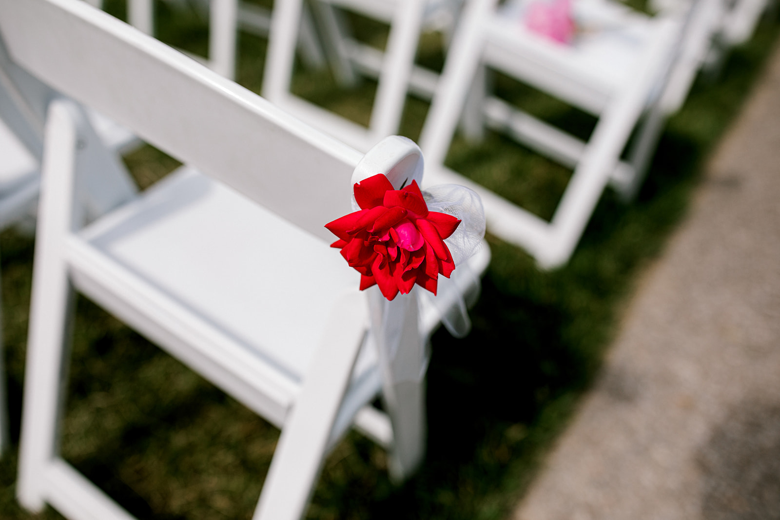 Outdoor wedding ceremony decor ideas