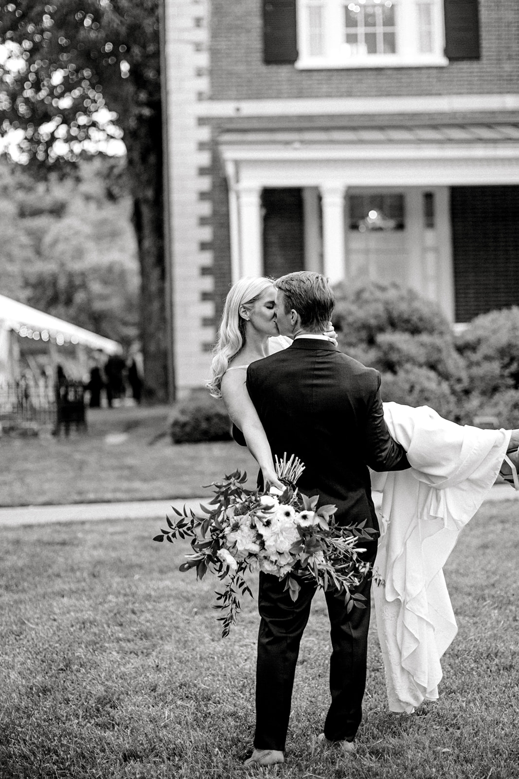 Nashville wedding photographer Ashton Brooke Photography