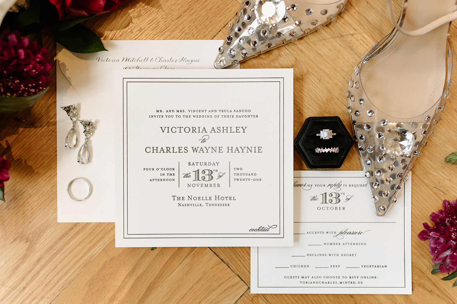 Black and white luxury wedding invitation suite