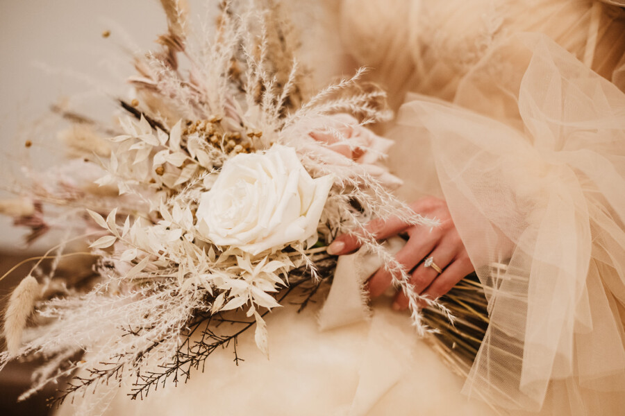 textured bohemian wedding bouquet