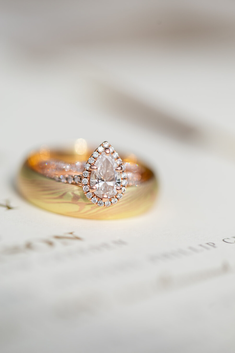 Pear-shaped engagement ring