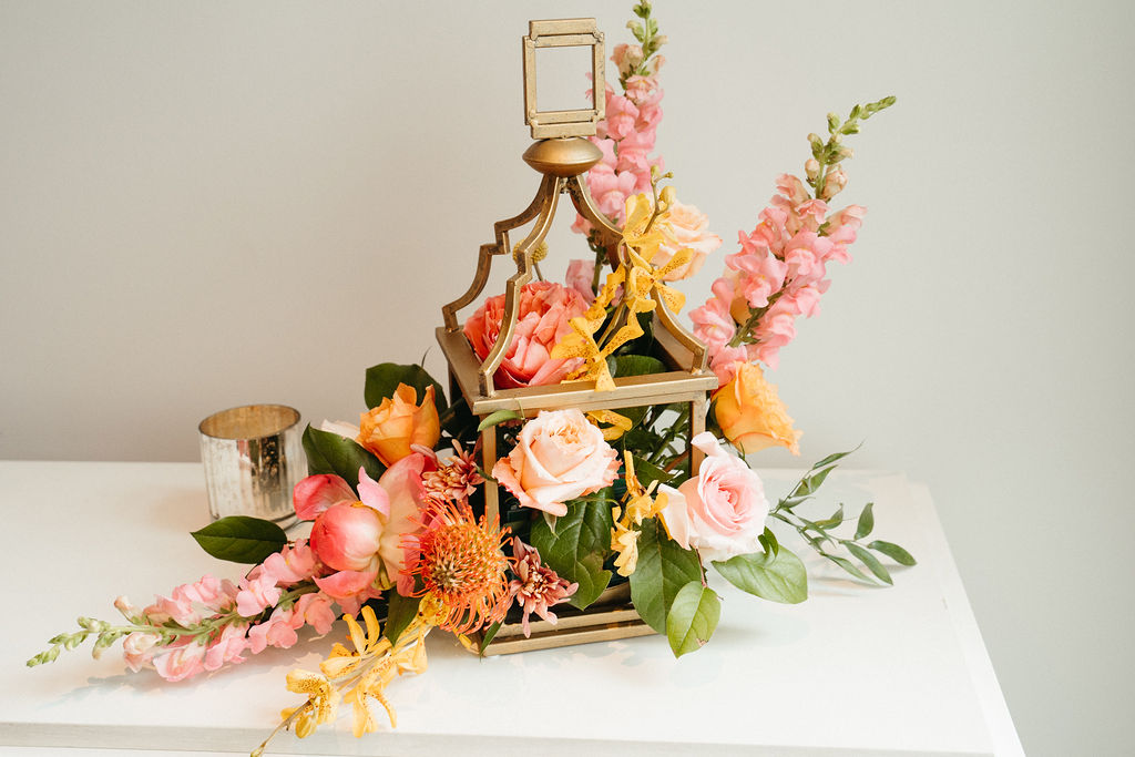 Colorful wedding flowers from Belles Fleurs