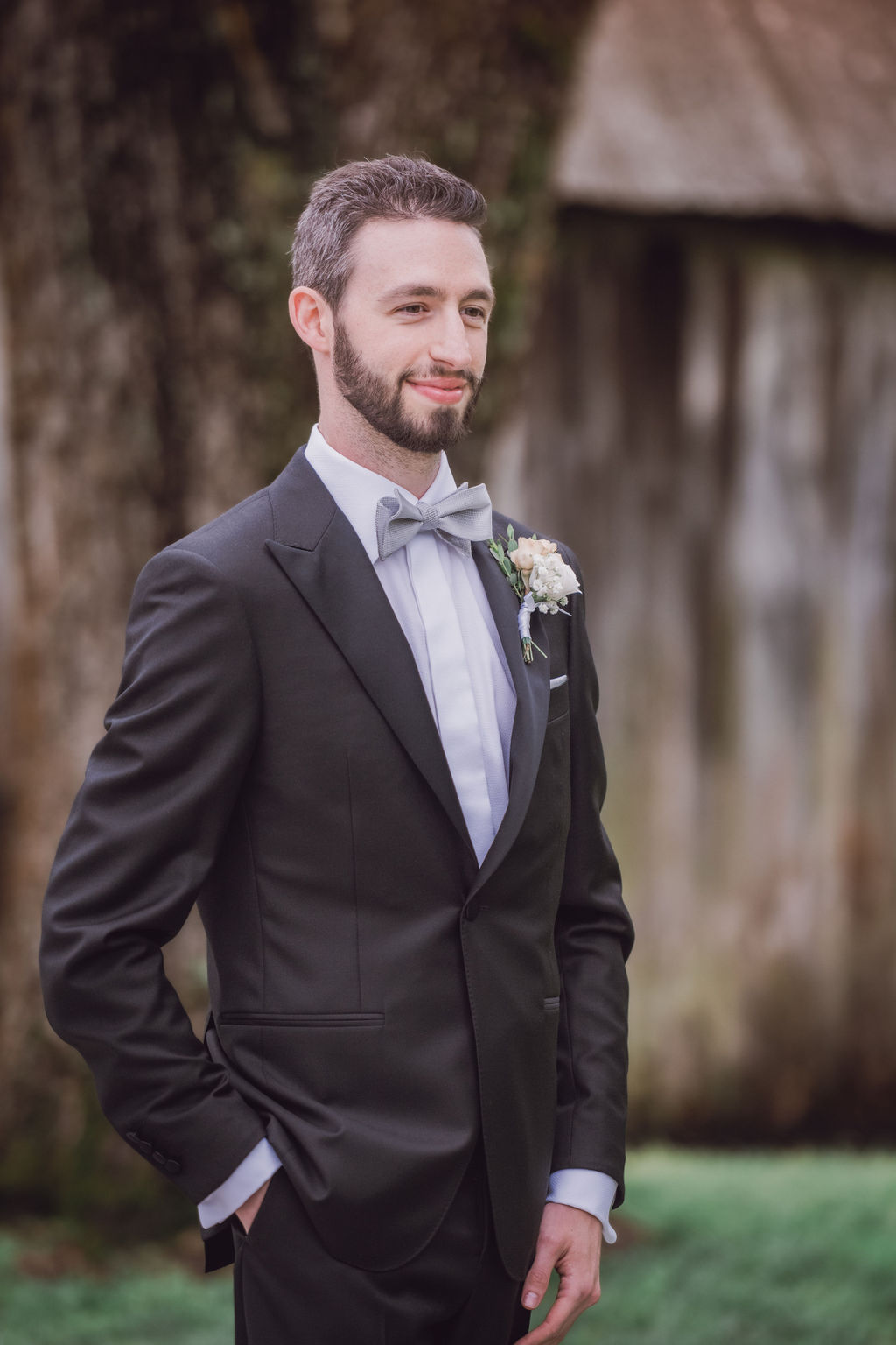drakewood farm wedding with tornado warning nashville bride guide 22 - A Tornado Didn't Stop This Drakewood Farm Wedding From Happening Drakewood Farm Wedding with Tornado Warning