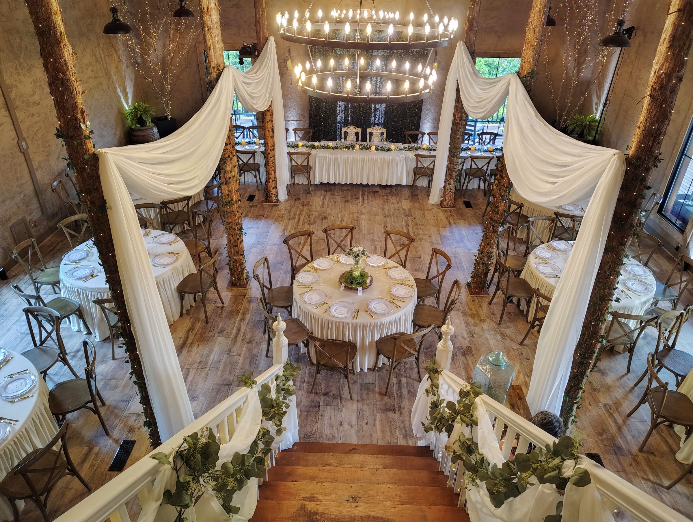 Rustic Elegance Tennessee Event Venue Wedding Rain Plan