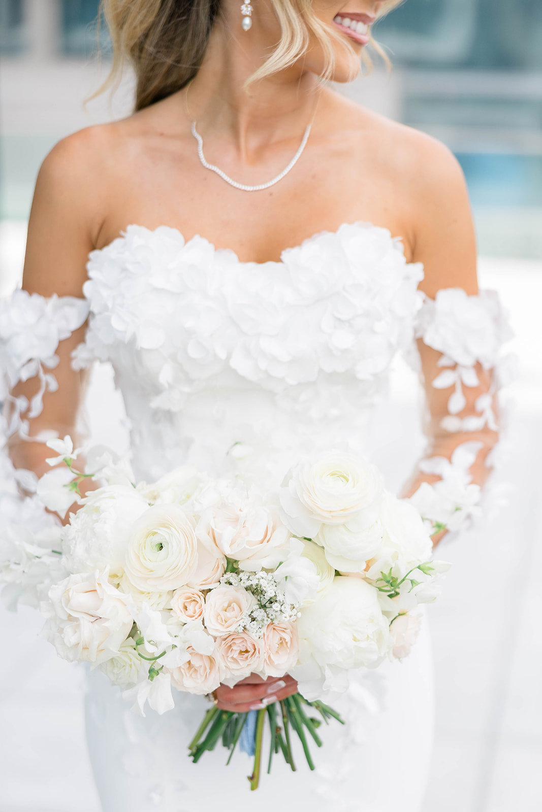 Tennessee Wedding with Timeless Color Palette