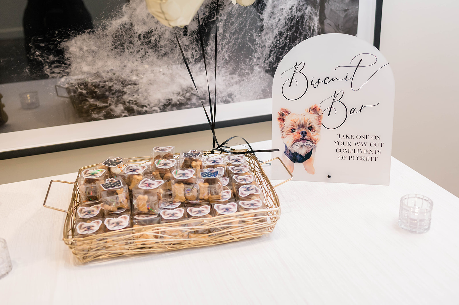 Tennessee Wedding with Timeless Color Palette