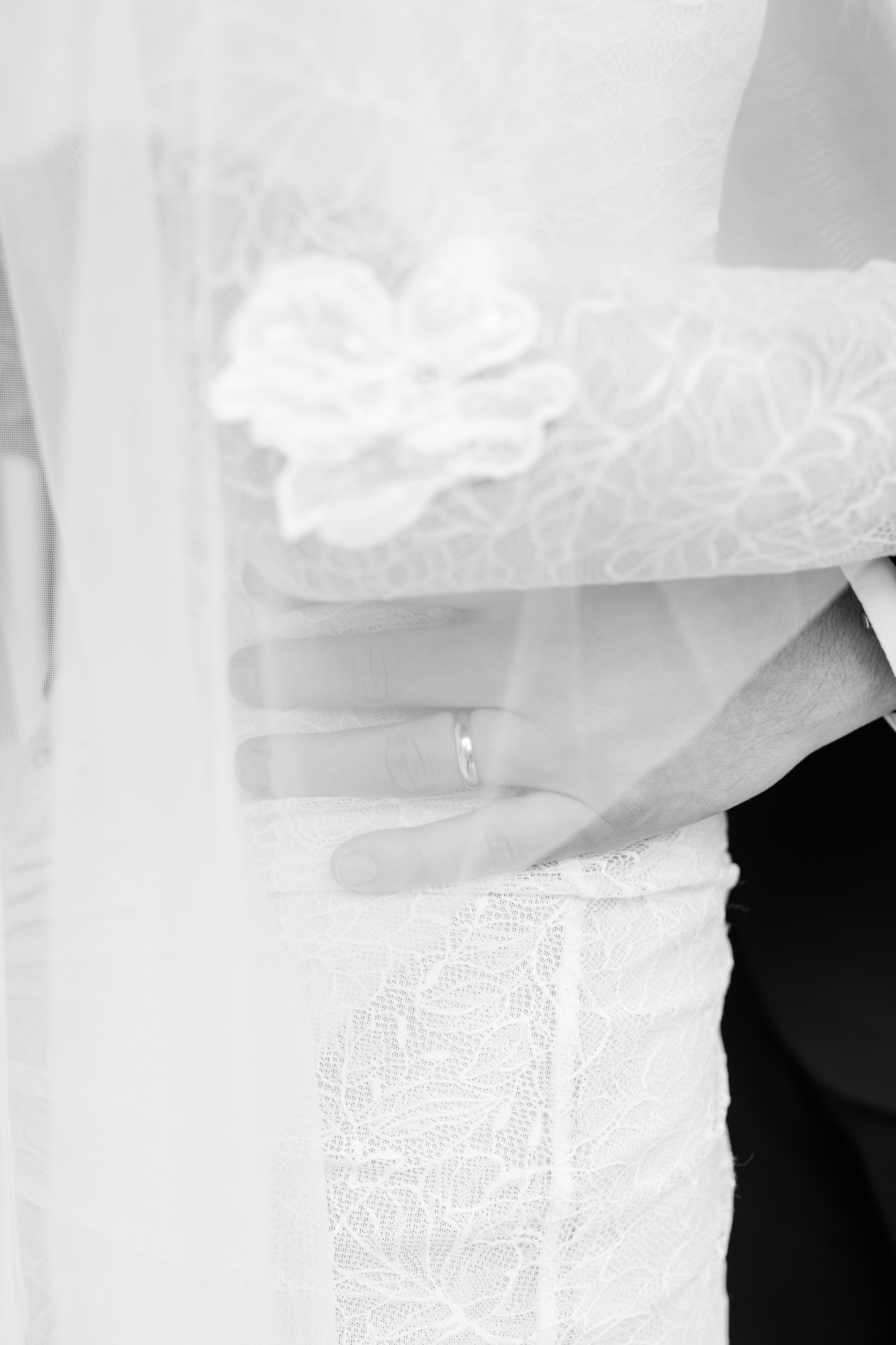 Black and White Nashville Wedding with Rainy Sparkler Sendoff Rebecca Musayev Photography