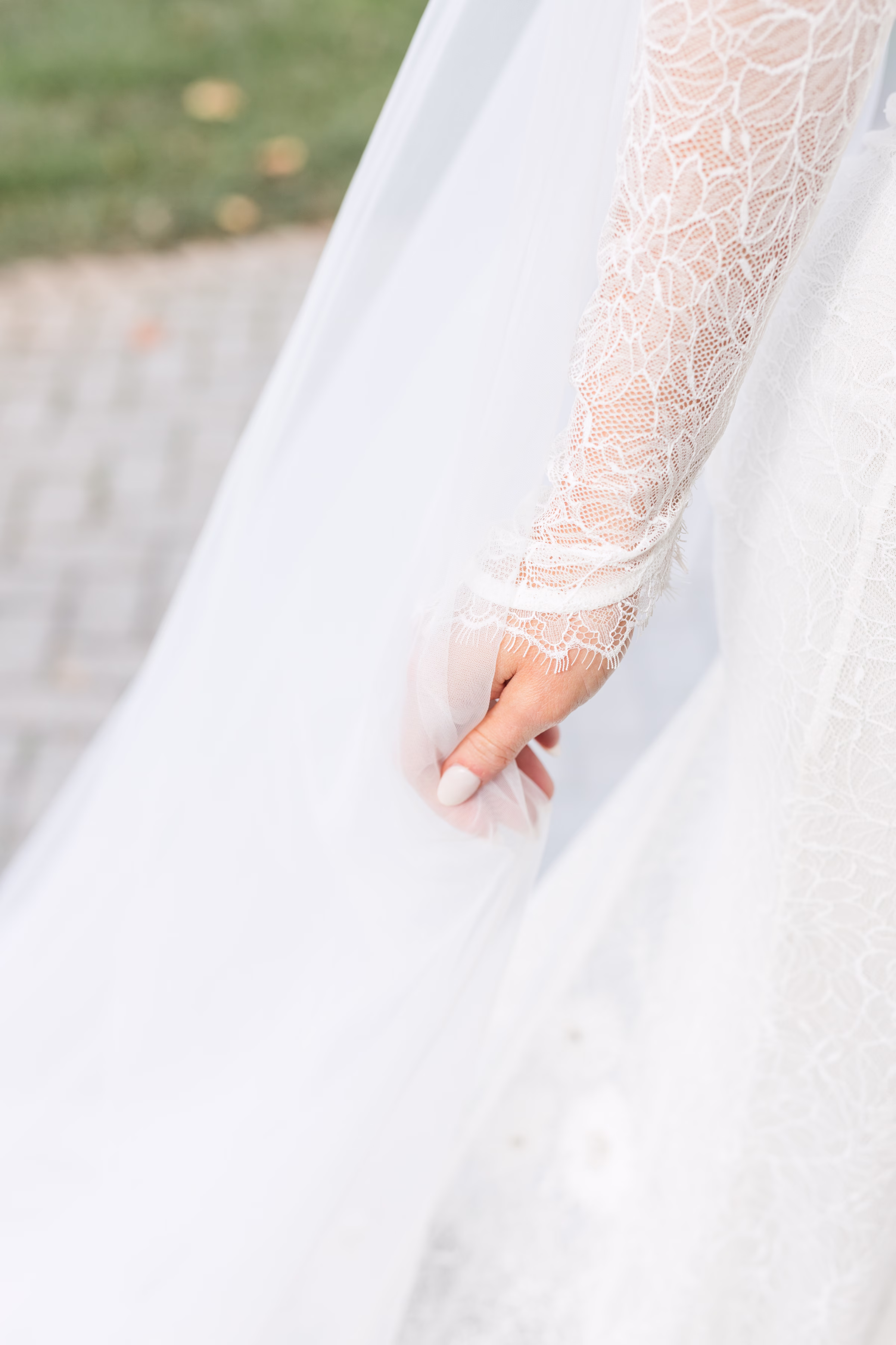 Black and White Nashville Wedding with Rainy Sparkler Sendoff Rebecca Musayev Photography