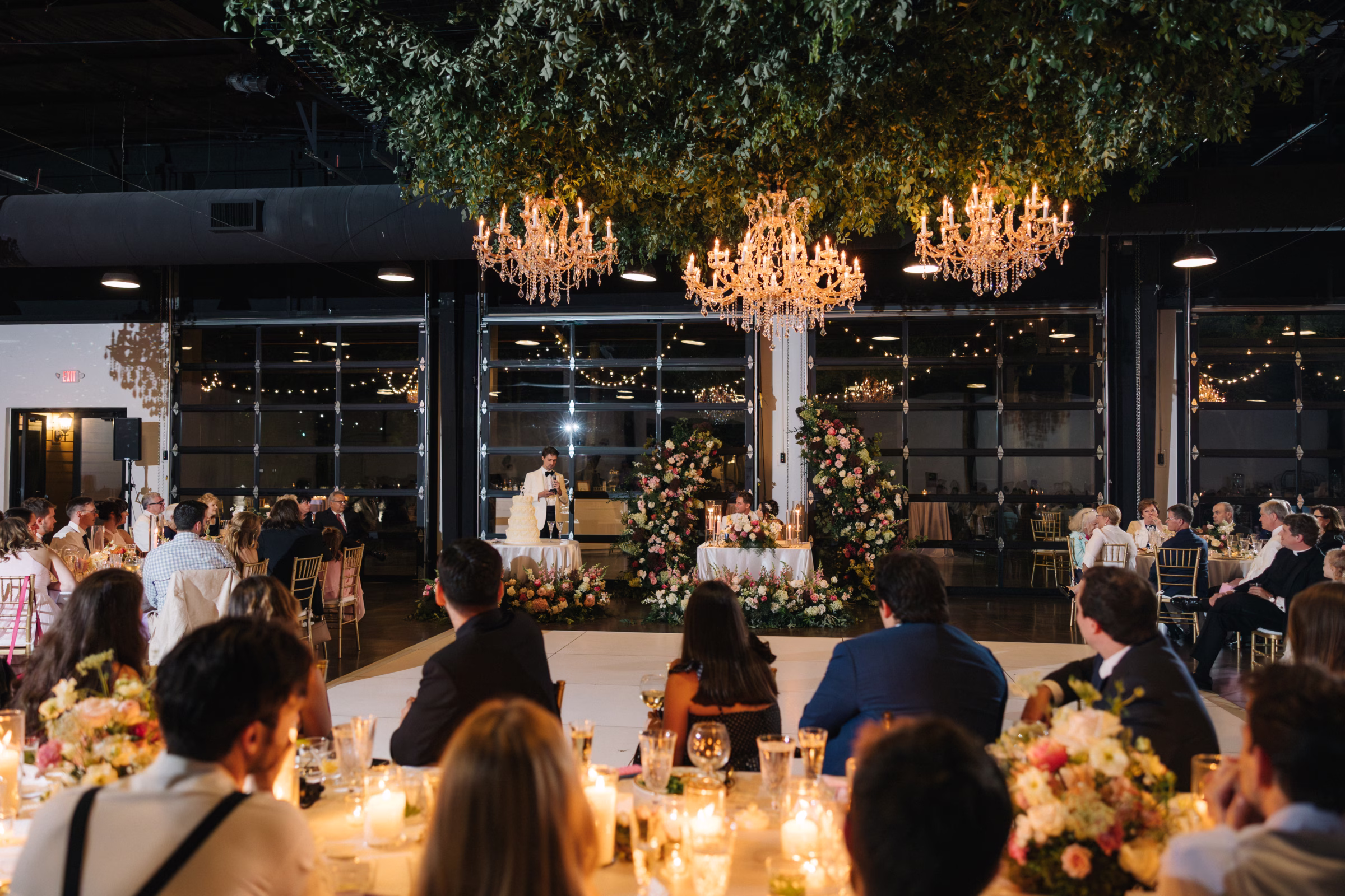 Romantic Wedding with Dreamy Florals by The Floral Pop