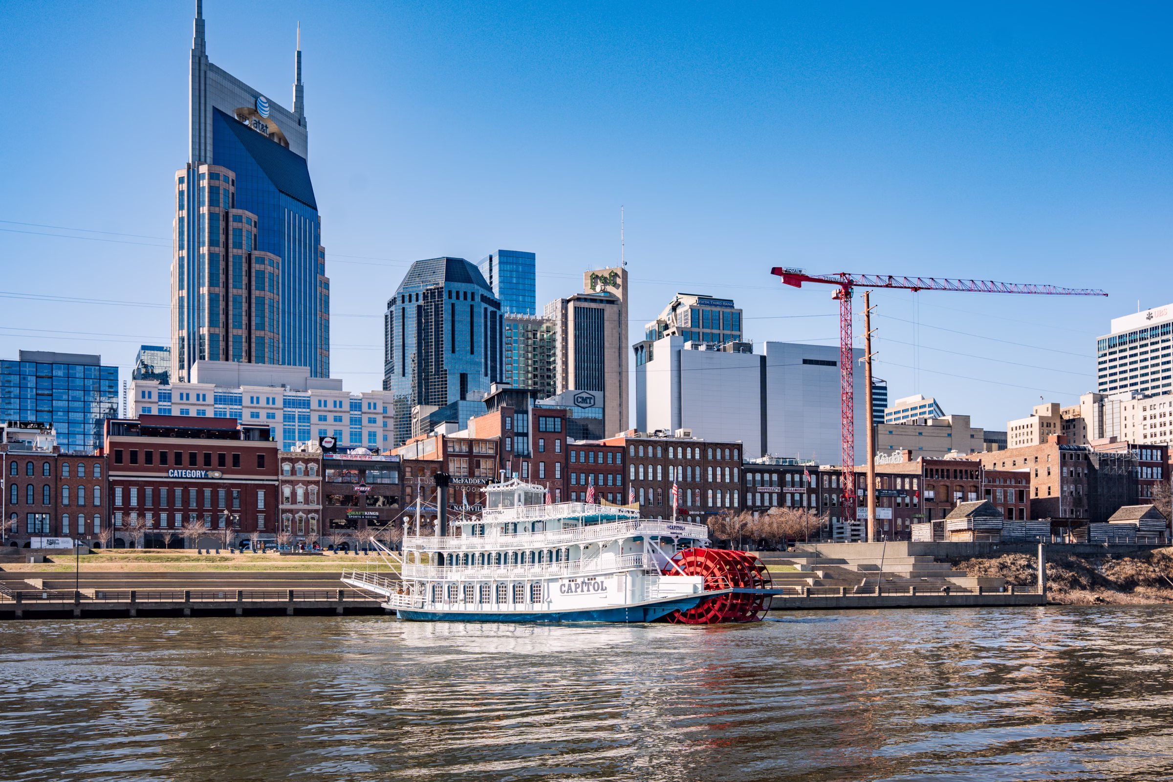 NASHVILLERIVERBOATS 25 - Meet Nashville Riverboats: Nashville’s New Luxury Wedding Venue on the Cumberland River Nashville Riverboats: Nashville’s New Luxury Wedding Venue on the Cumberland River