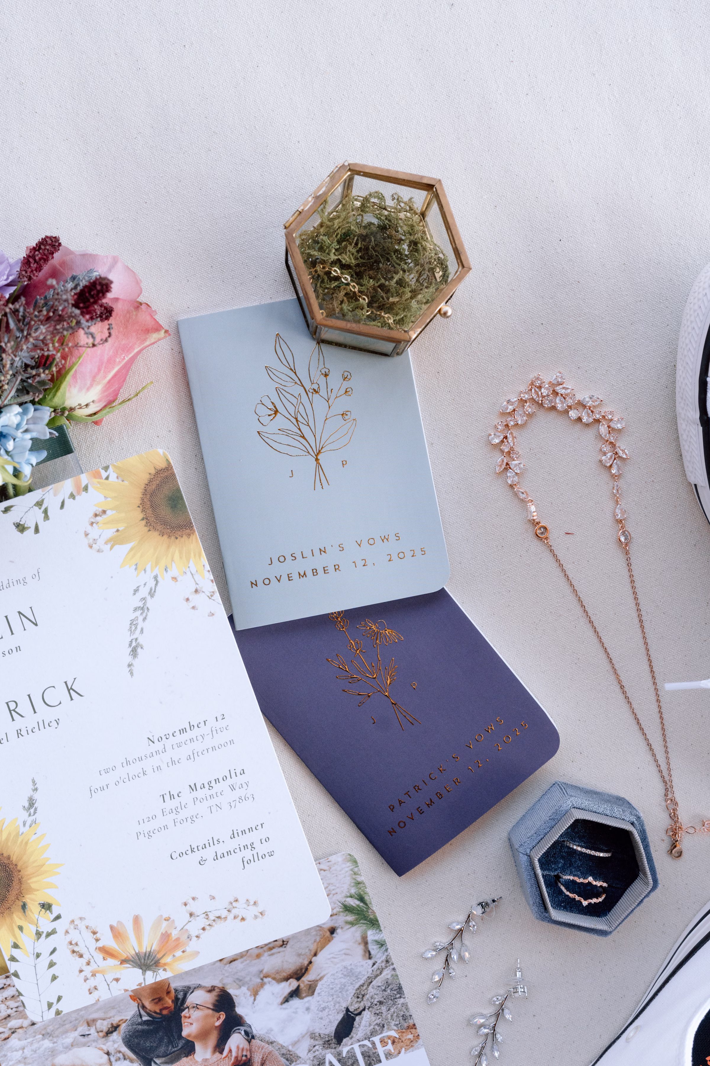 Nashville Wedding with Sunflower Details Hannah Lee Photography