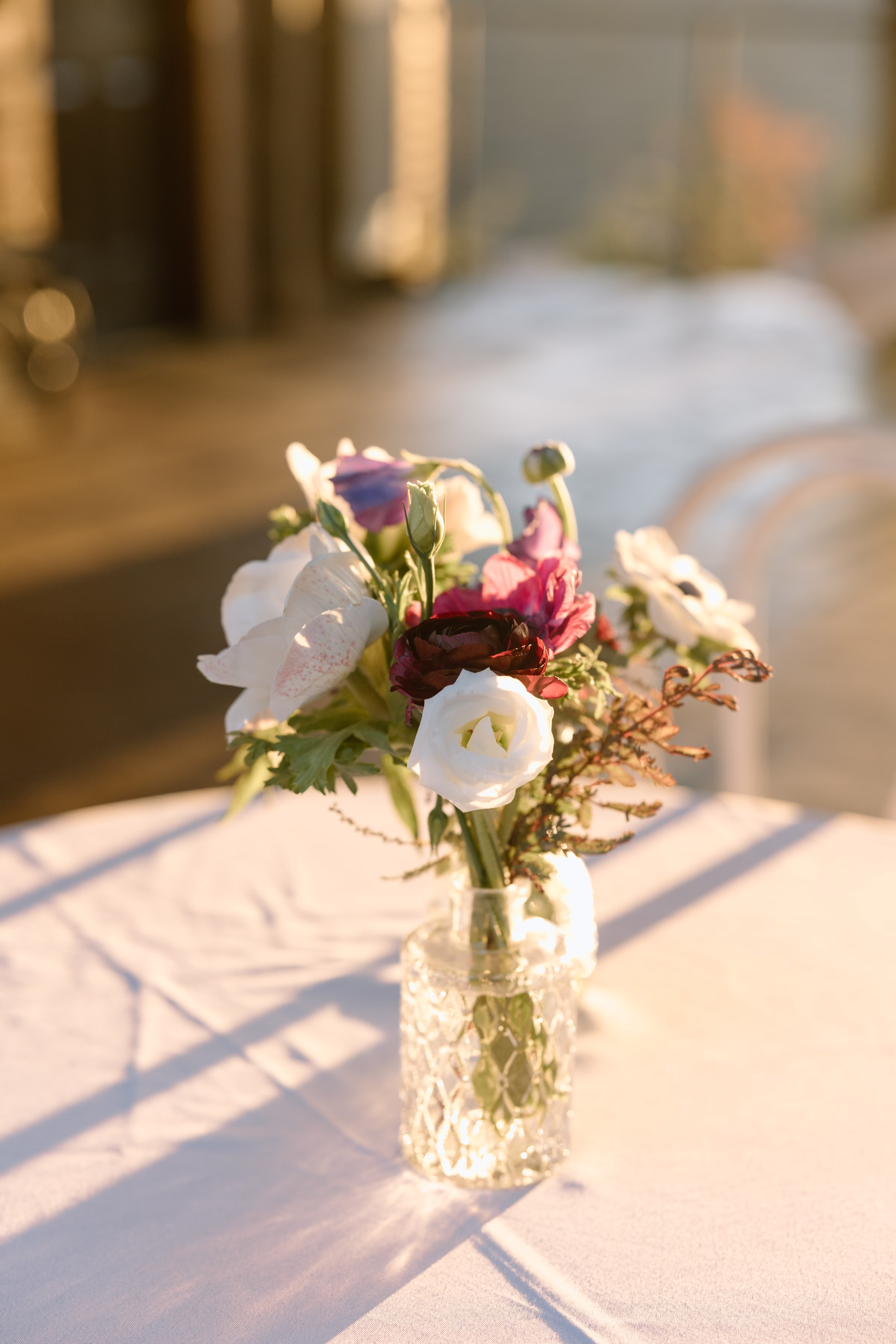 Nashville Wedding with Sunflower Details Hannah Lee Photography