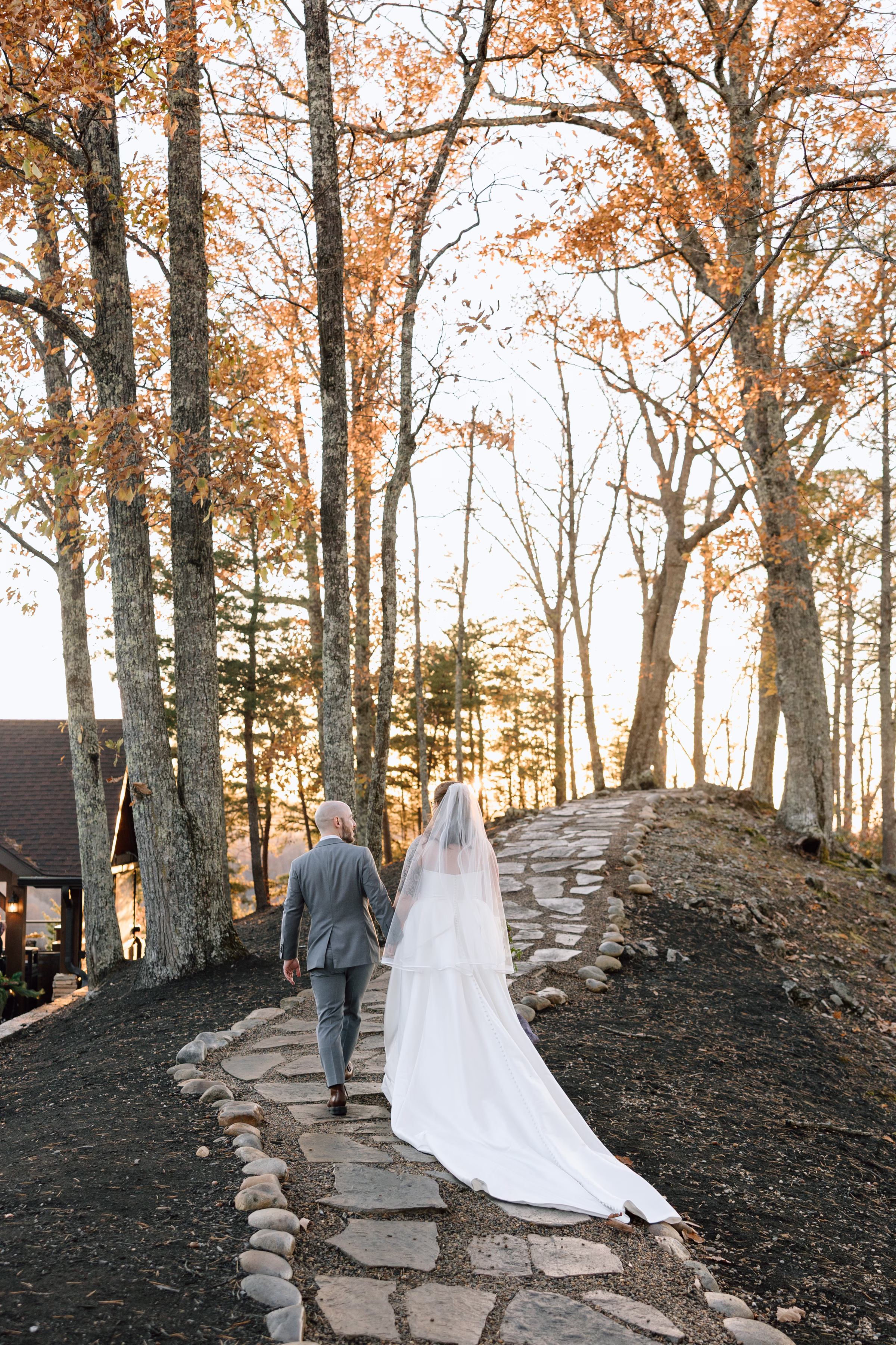 Nashville Wedding with Sunflower Details Hannah Lee Photography
