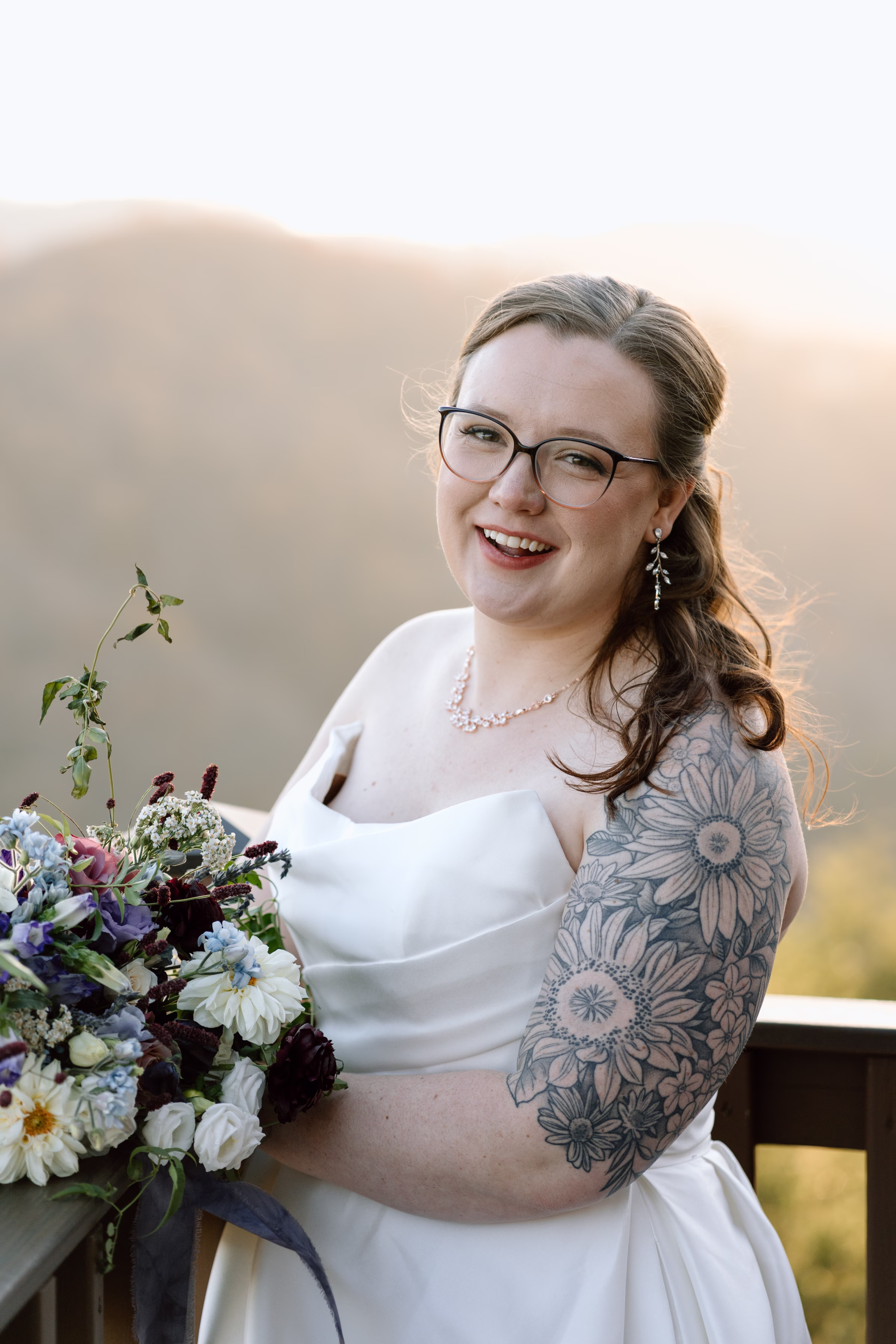 Nashville Wedding with Sunflower Details Hannah Lee Photography