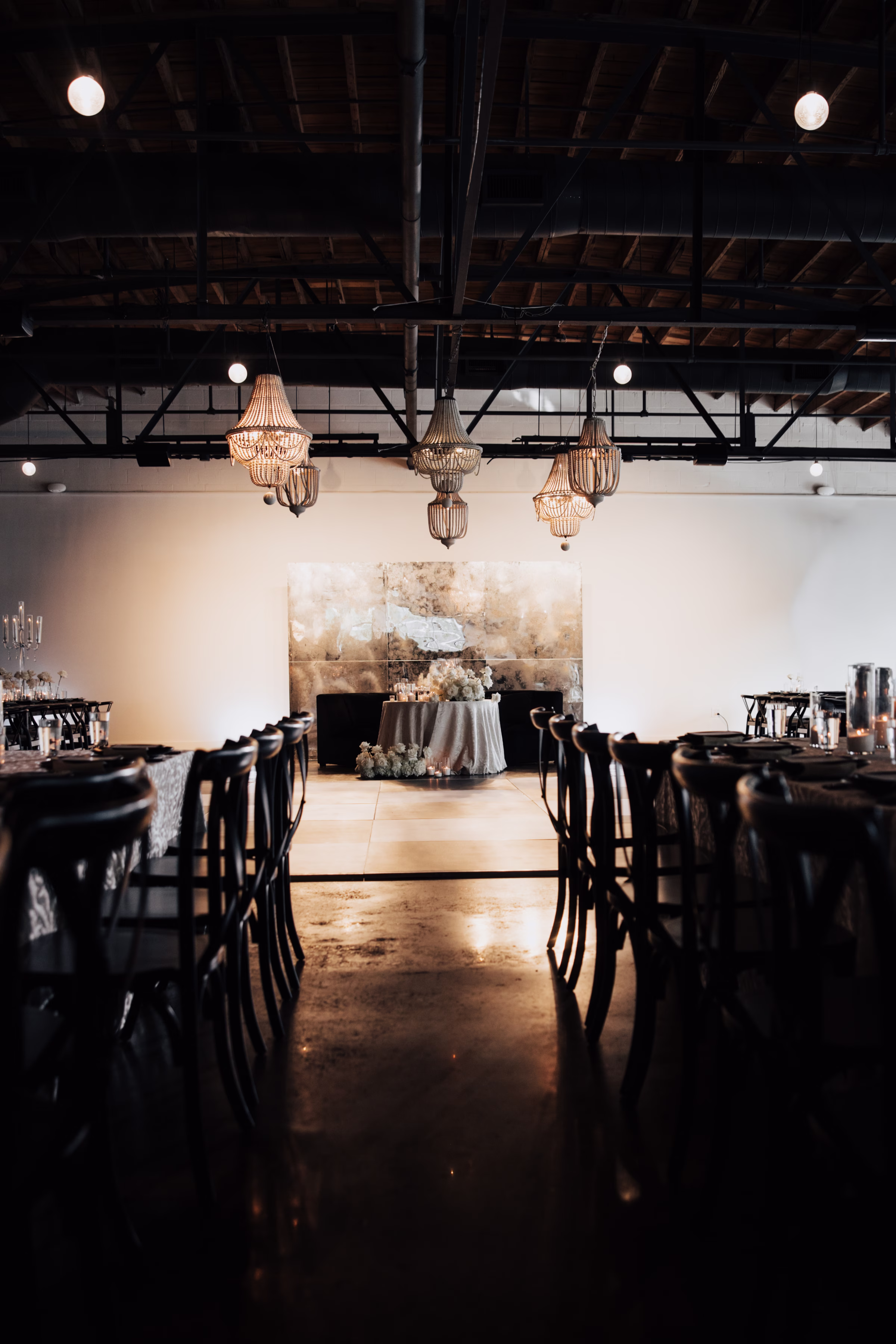 Black and White Wedding at Saint Elle on Nashville Bride Guide