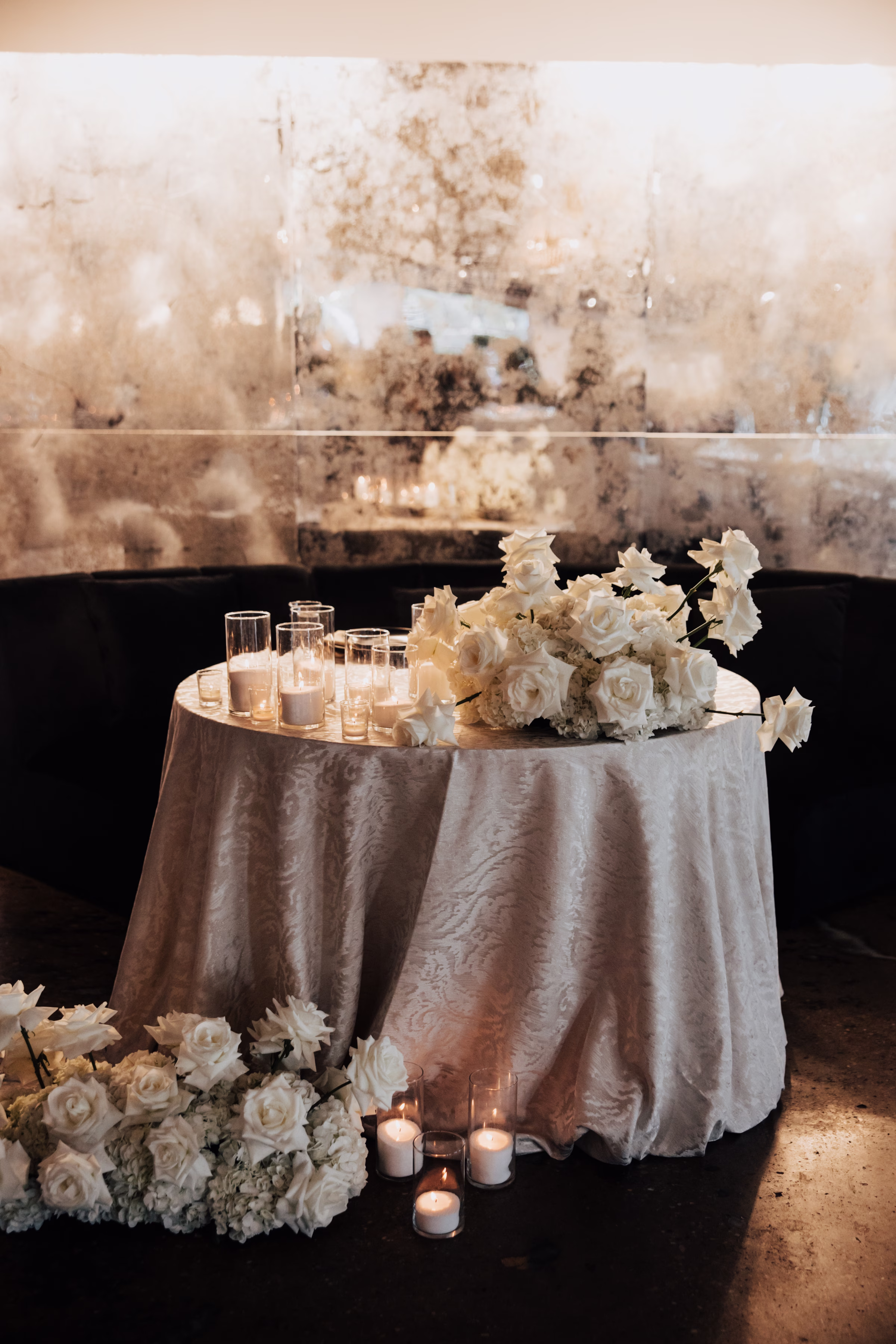 Black and White Wedding at Saint Elle on Nashville Bride Guide