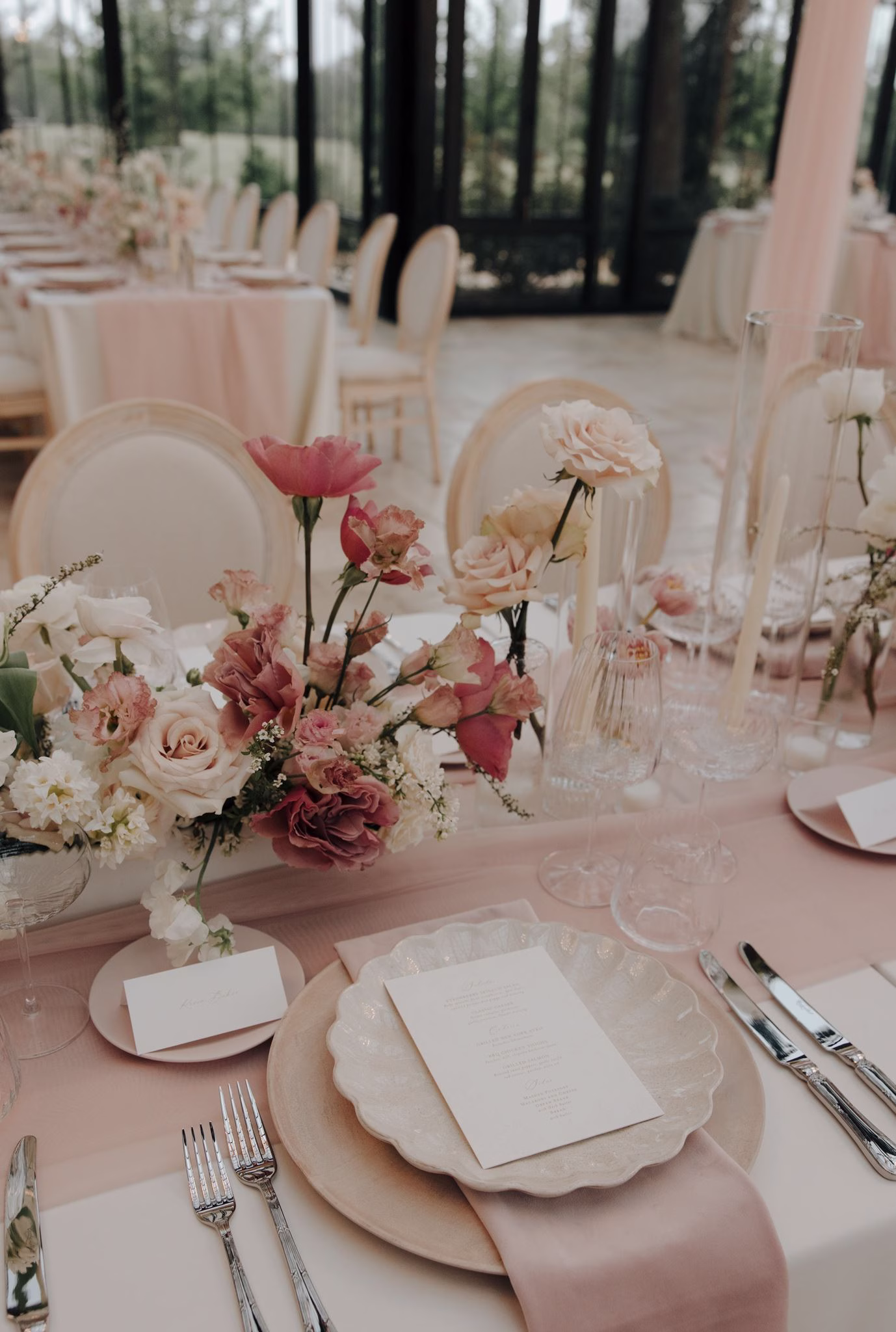 chicago bears jaylon and jaden jones wedding the wedding reporter podcast 112 - Chicago Bears' Wife Jaden Jones' Wedding to Jaylon Jones ft. Planner, Susanna of Lumi Accents Chicago Bears' Jaylon Jones Wedding to Jaden Jones | The Wedding Reporter Podcast