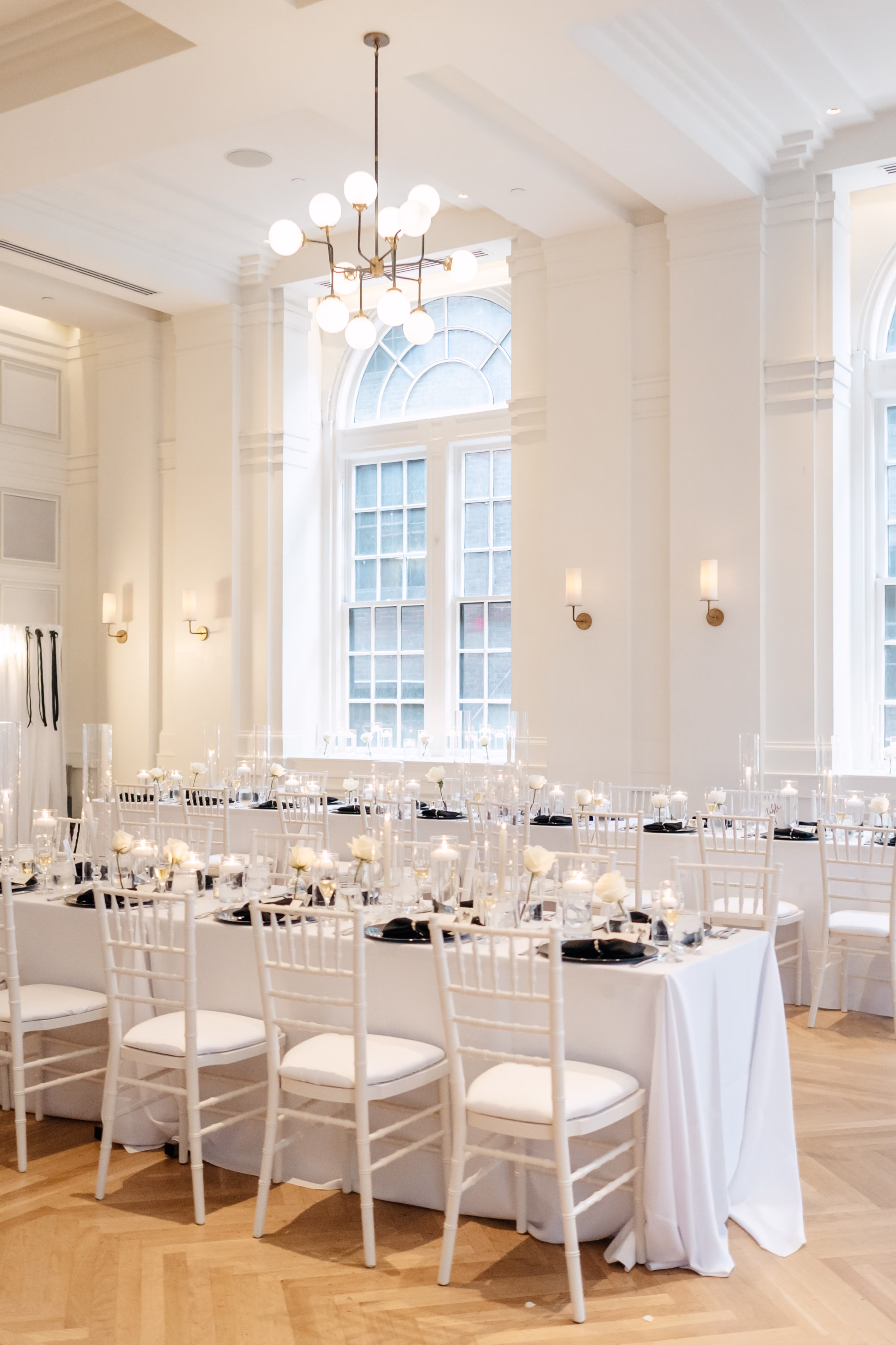 Elegant Black and White Wedding at Noelle Nashville Bride Guide