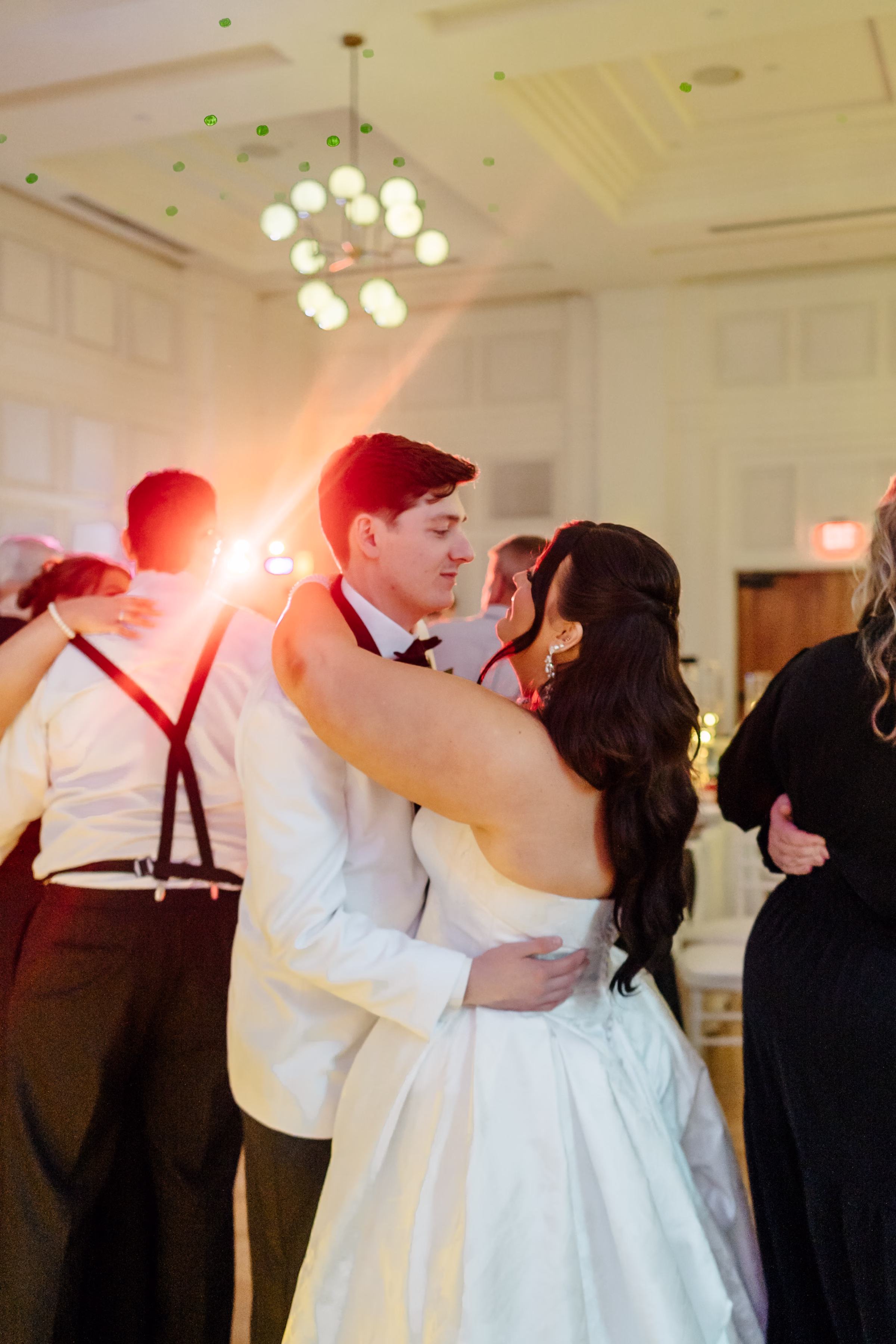 Elegant Black and White Wedding at Noelle Nashville Bride Guide