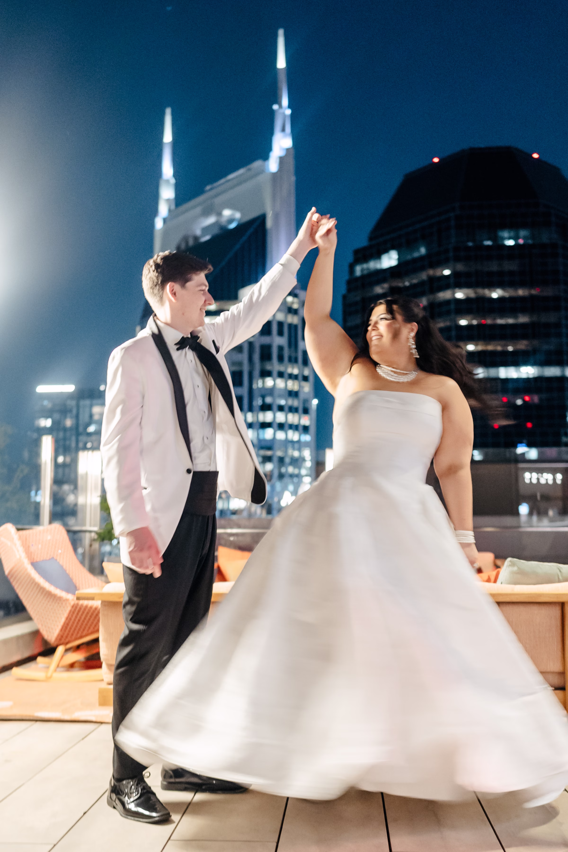 Elegant Black and White Wedding at Noelle Nashville Bride Guide