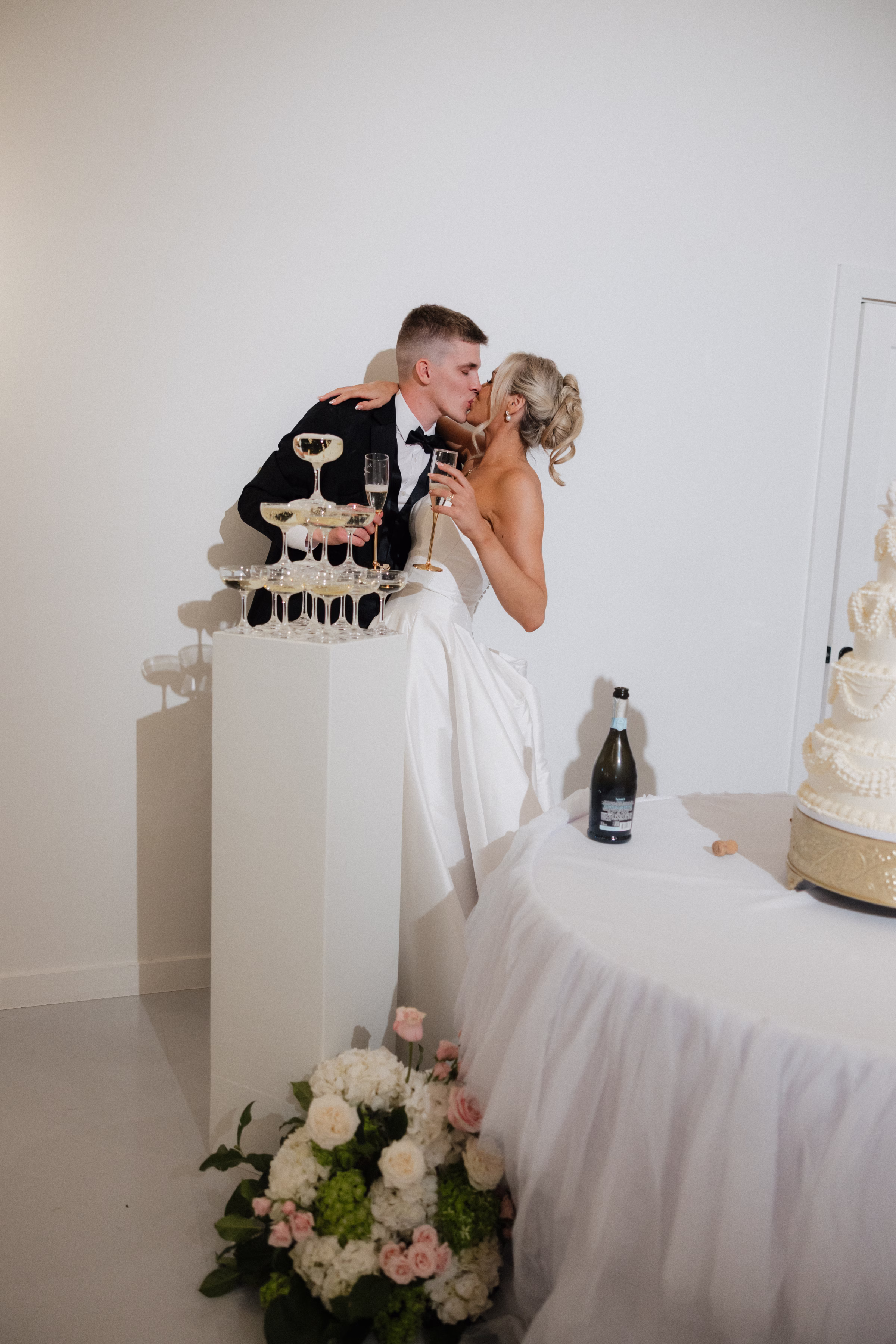 Nashville Vintage Spring Wedding at The Monroe Sydney Breland Photography