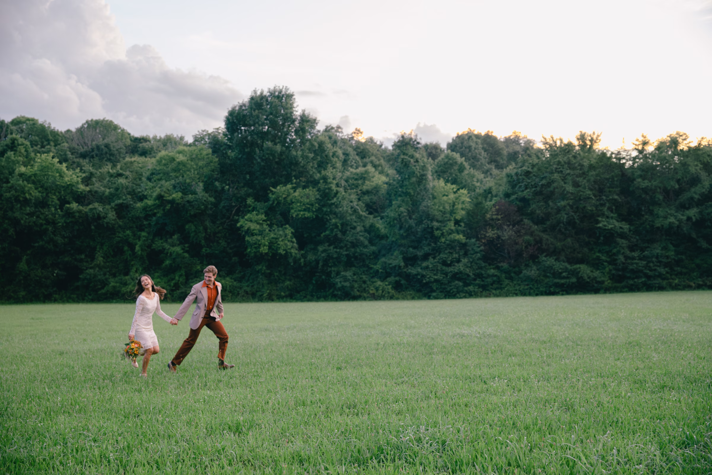 arrington meadows retro wedding inspo newlyweds Darien Photography 094 - Retro Inspired Wedding Editorial at Arrington Meadows Arrington Meadows Retro Wedding Inspiration Nashville Bride Guide