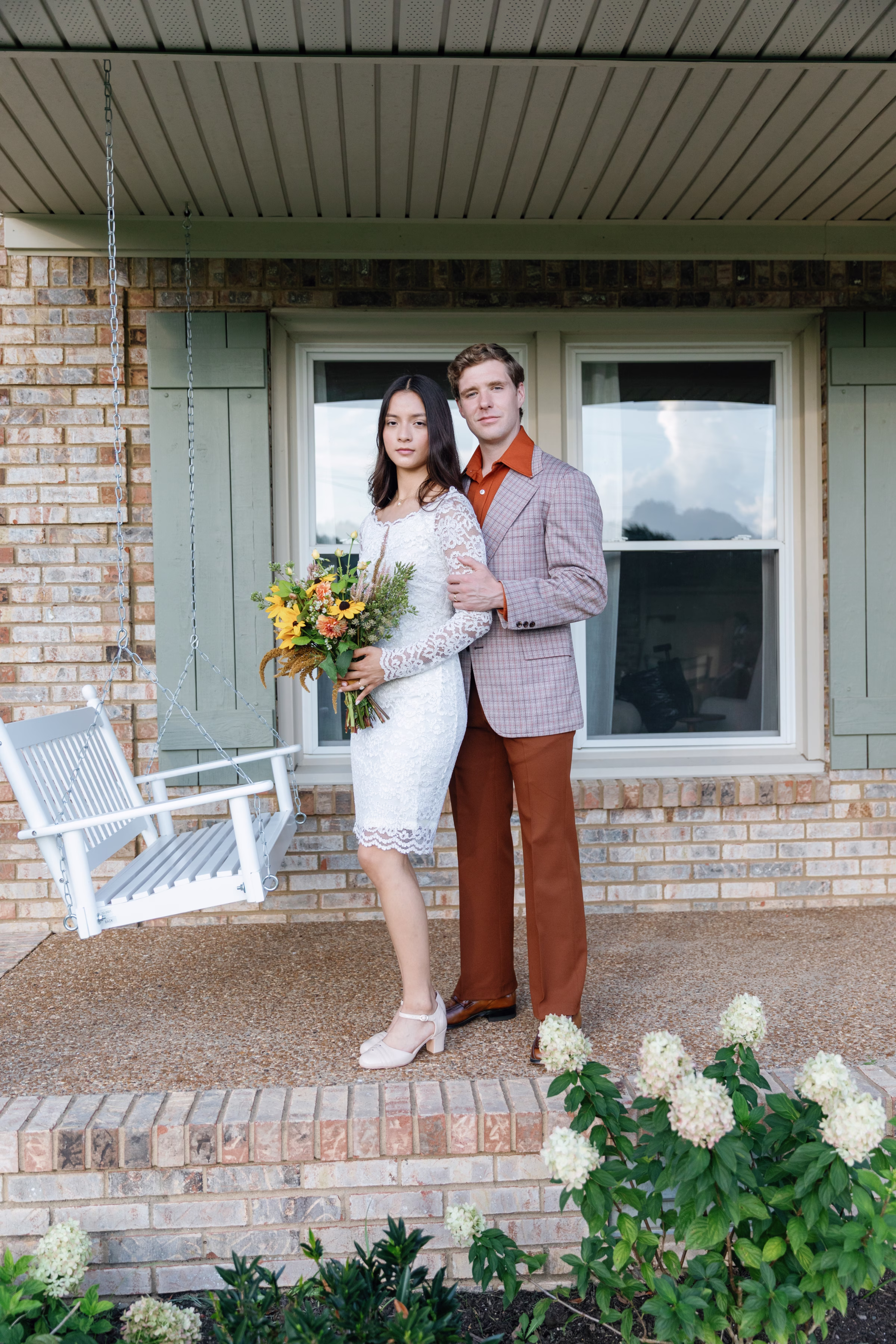 arrington meadows retro wedding inspo portraits Darien Photography 023 - Retro Inspired Wedding Editorial at Arrington Meadows Arrington Meadows Retro Wedding Inspiration Nashville Bride Guide