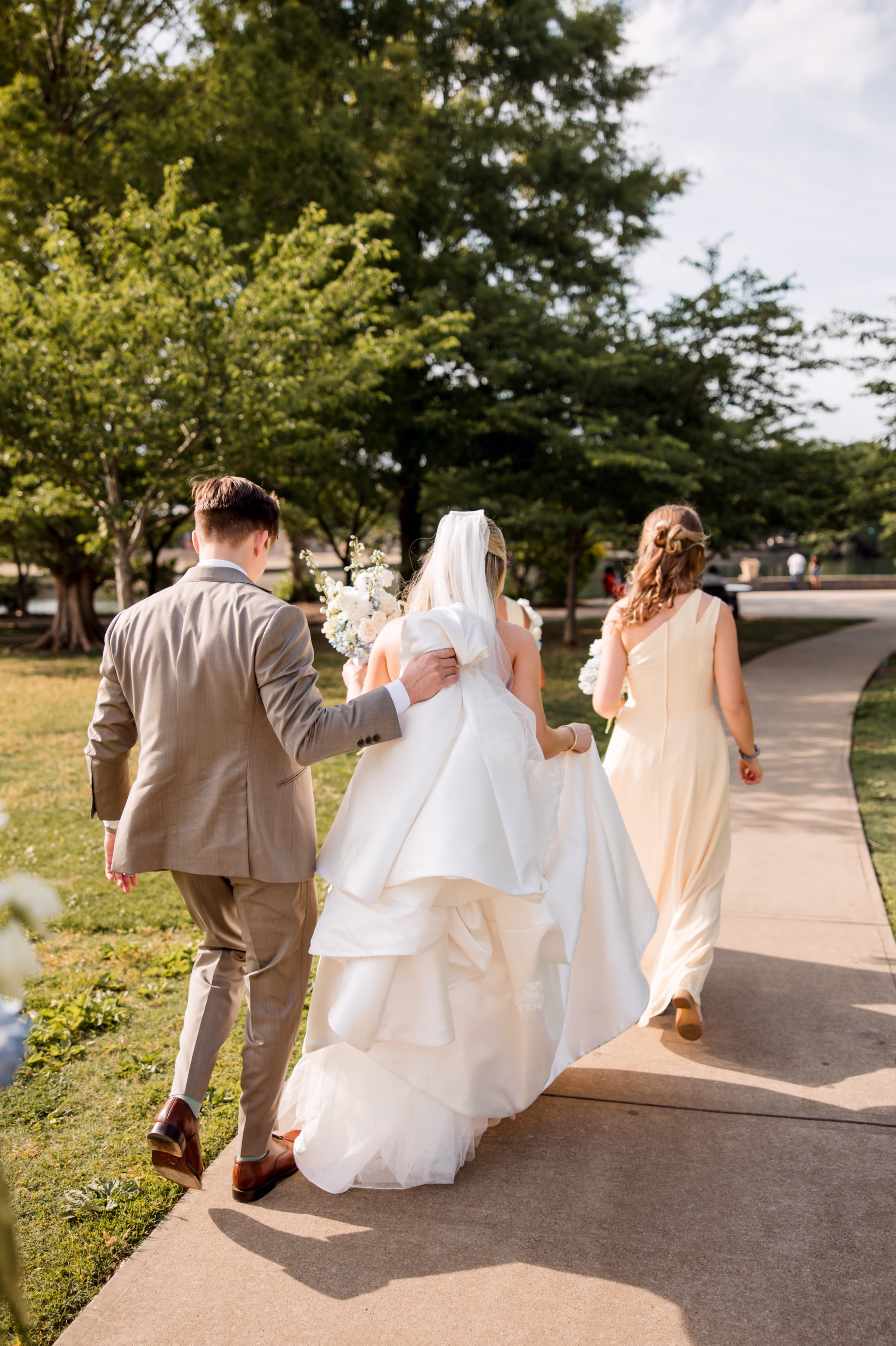 Coastal Inspired Nashville Wedding Room With A View | John Myers Photography