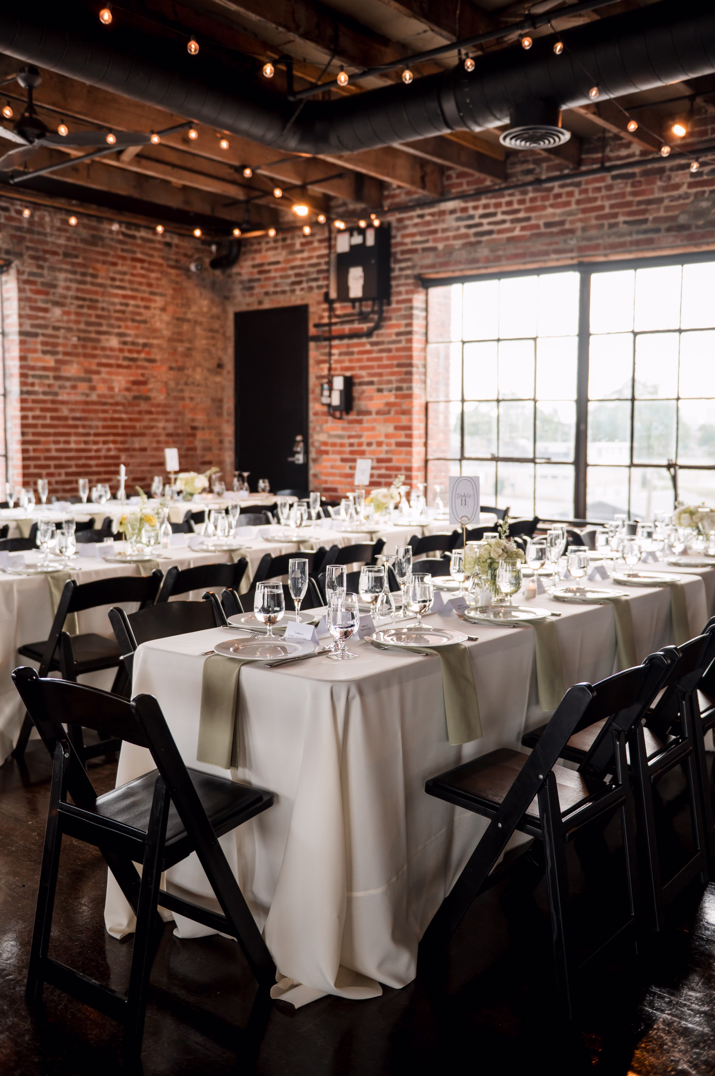 Coastal Inspired Nashville Wedding Room With A View | John Myers Photography