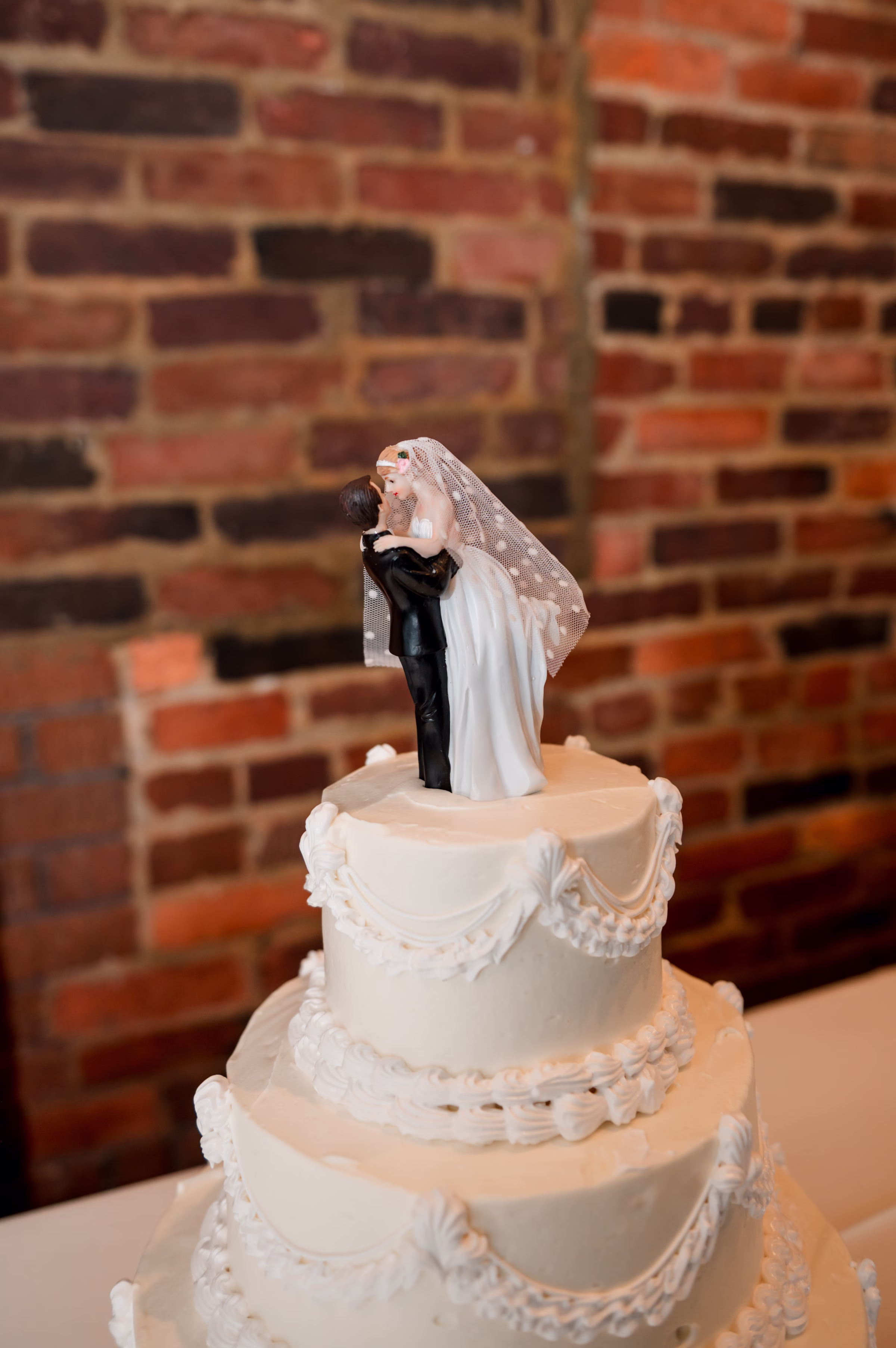 Coastal Inspired Nashville Wedding Room With A View | John Myers Photography