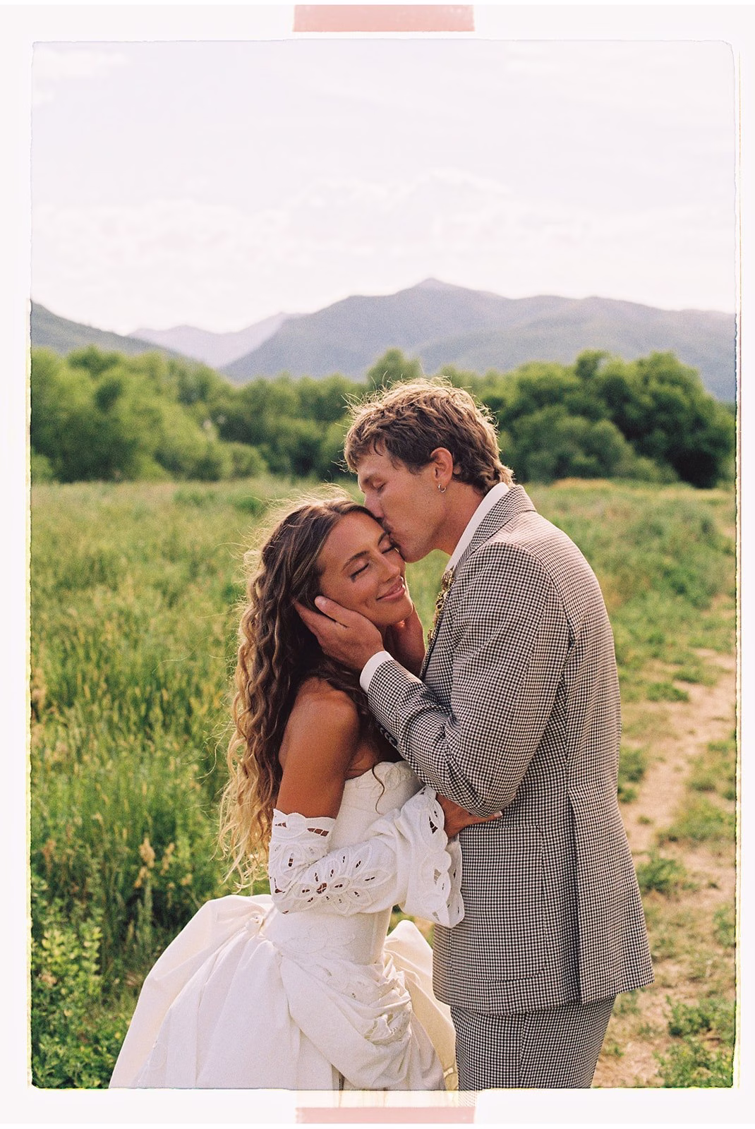 This Bride Made Her Wedding Dress Out of Bedsheets | The Wedding Reporter Podcast
